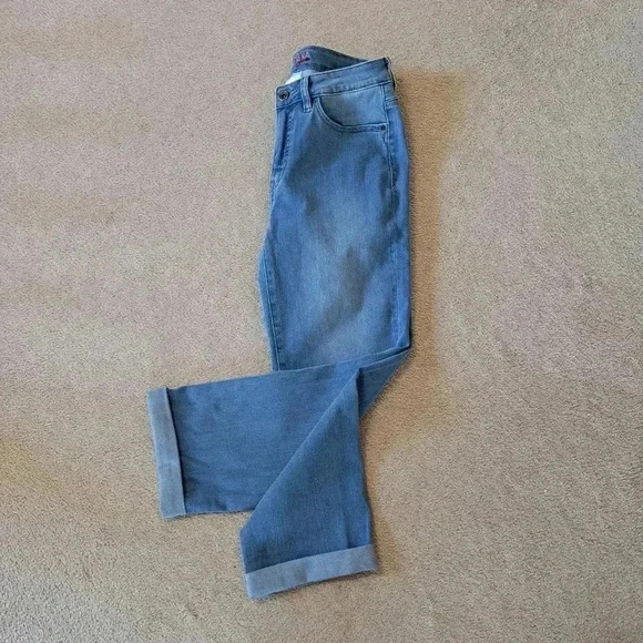 Santana Jeans Blue Cropped Stretch Denim Women's Size 8 Capri Light Wash - Picture 12 of 12